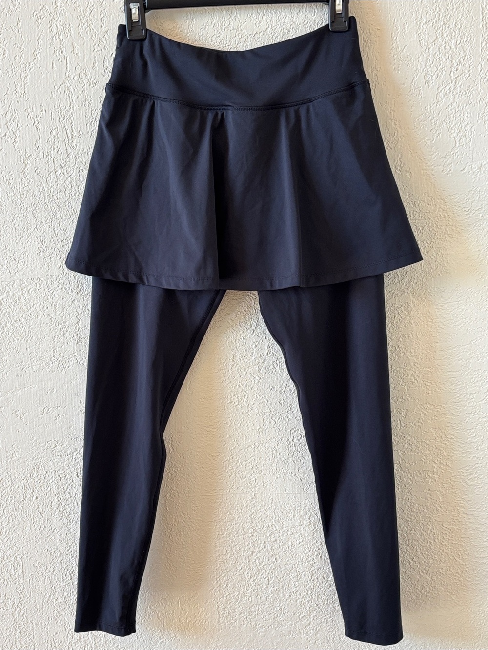Anivivo Black Skirted Athletic Leggings🖤Medium